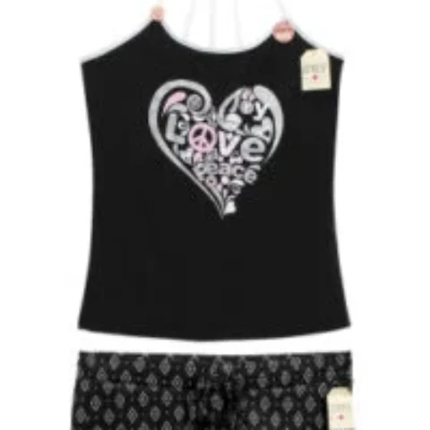 Short Sleeves/ Short Pants